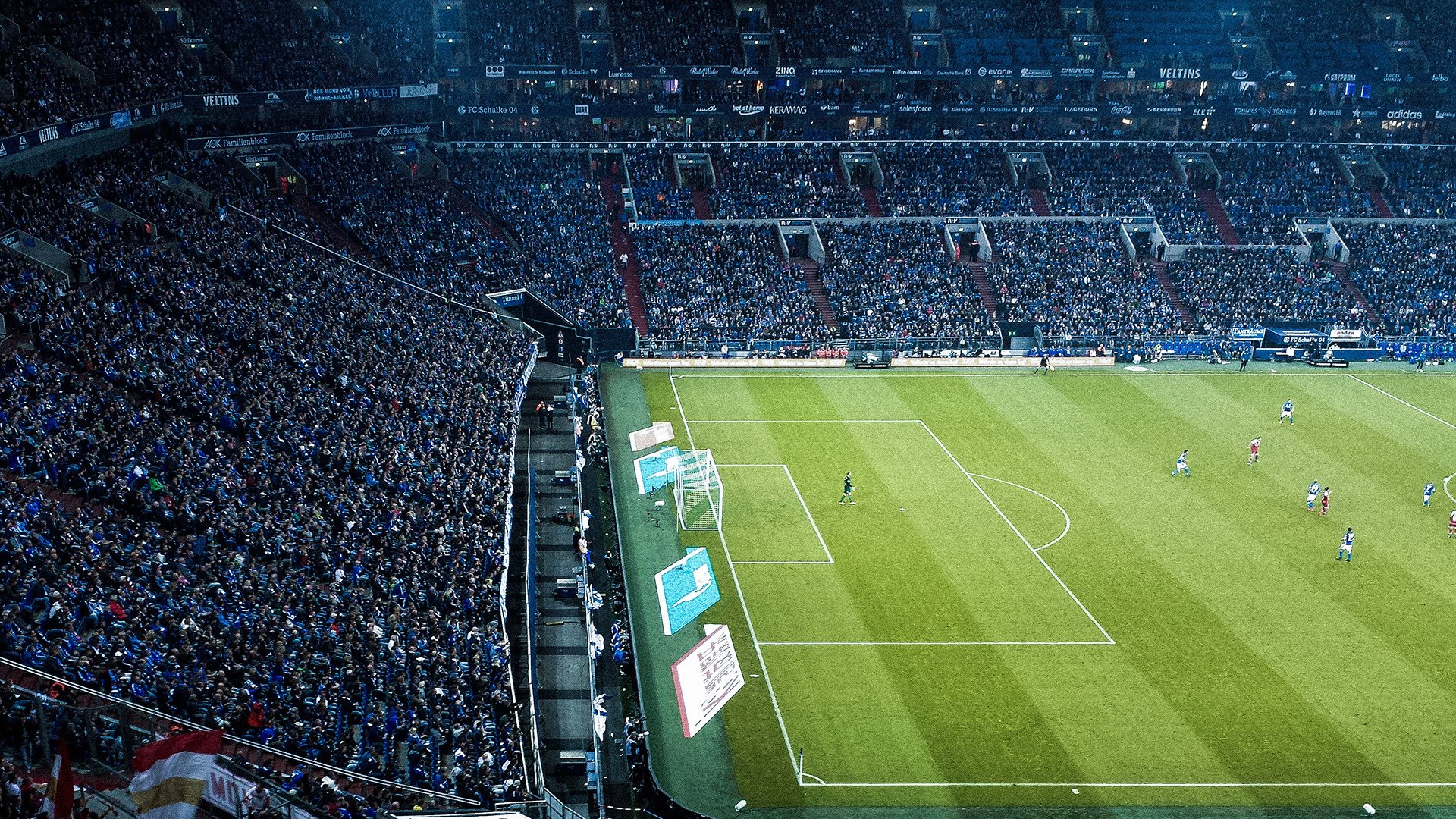 自然界之巅徒步竞速，挑战极限的荒野之旅，户外大自然徒步的好处